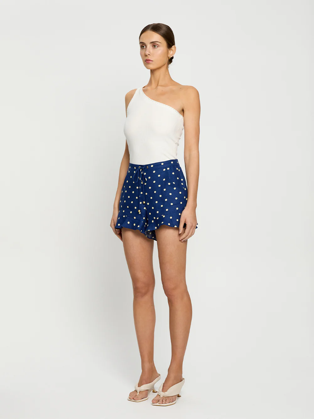 Lily Short - Image 2
