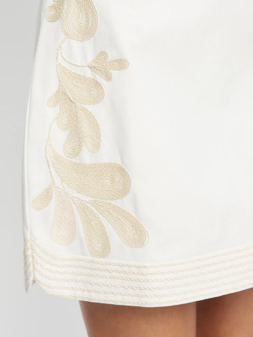 Moni Mini Skirt - Image 4