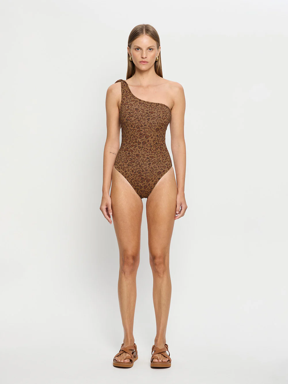 Nicole One Piece