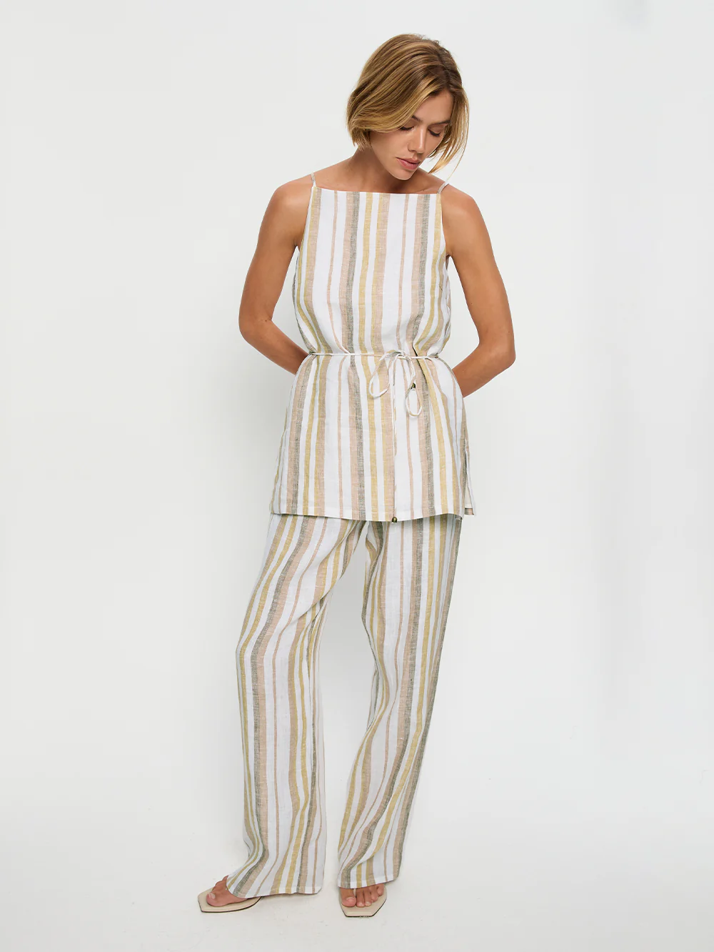 Nina Pant - Image 6