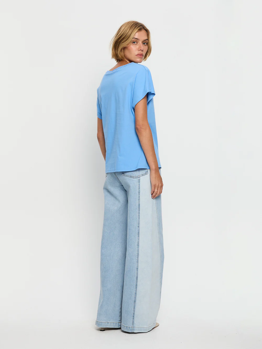 Thea Tee - Blue - Image 4